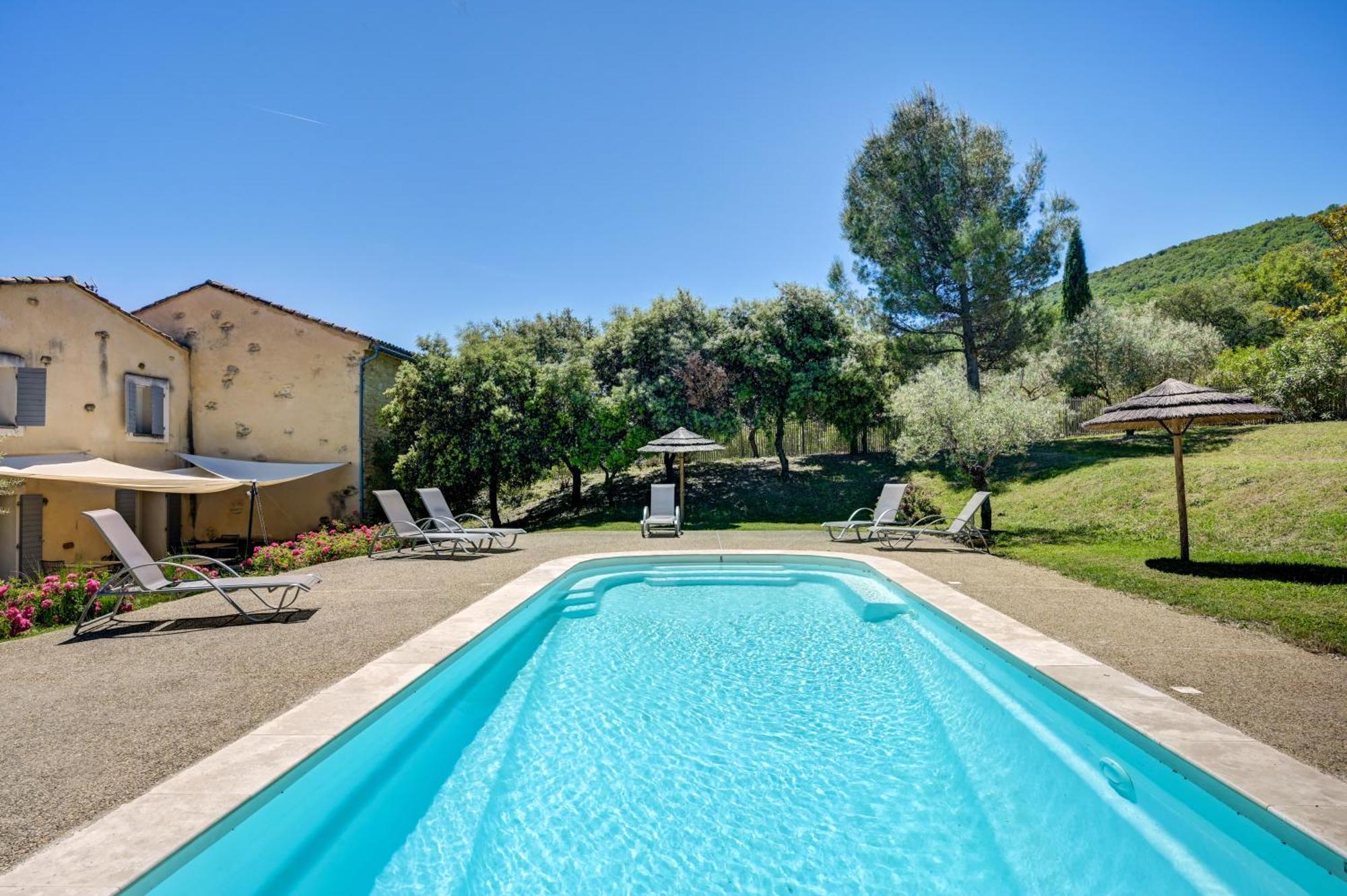Clos Saint-Michel Resort & Spa Malaucène Exteriör bild